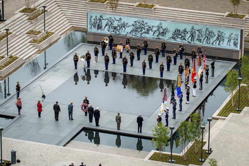 LM-WWI-Work-Grid-Right-1000×667 Military presentation at the World War 1 Memorial in Washington D.C. with LOMA Media
